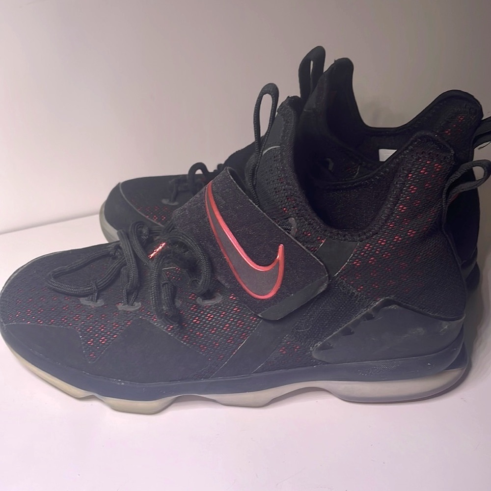 Nike Lebron 14